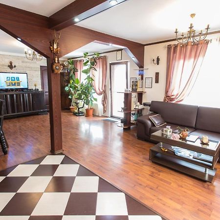Pension Casa Wenge Sinaia Zewnętrze zdjęcie