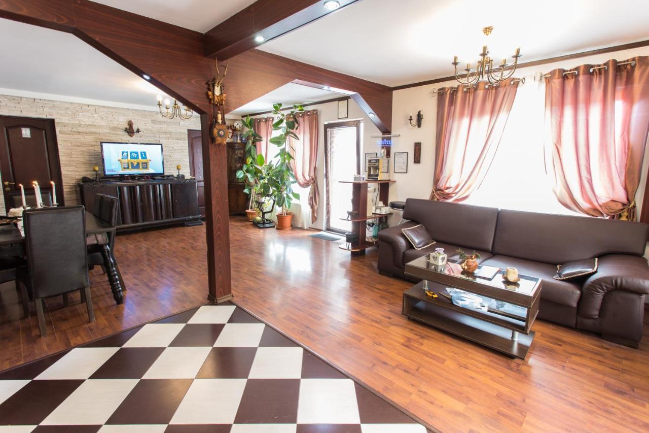 Pension Casa Wenge Sinaia Zewnętrze zdjęcie